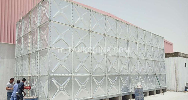 Hot dip galvanized water tank in Qatar