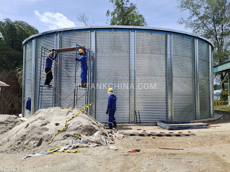 Corrugated steel water tank in Indonesia Corrugated steel water tank