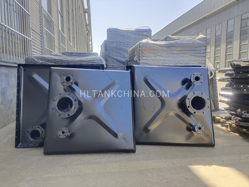 Bitumen painting for pressed steel water tank panel