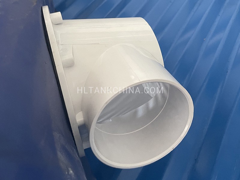 Fish farming water tank connected with PVC liner