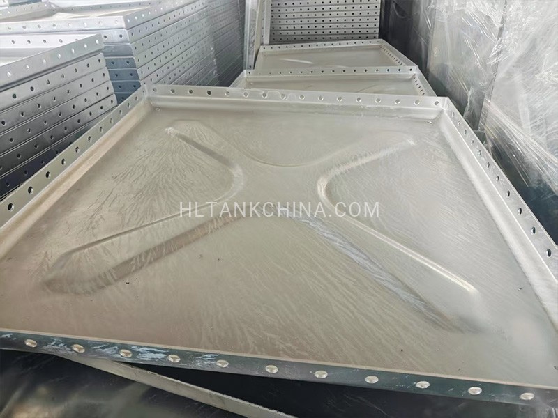 Galvanized coating for pressed steel water tank panel