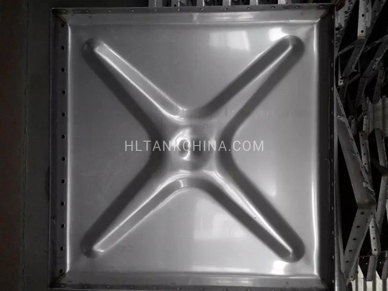 Stainless steel water tank panel