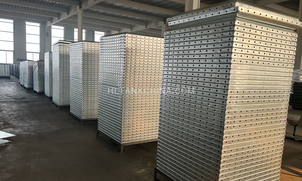 Pressed steel water tank panel stock