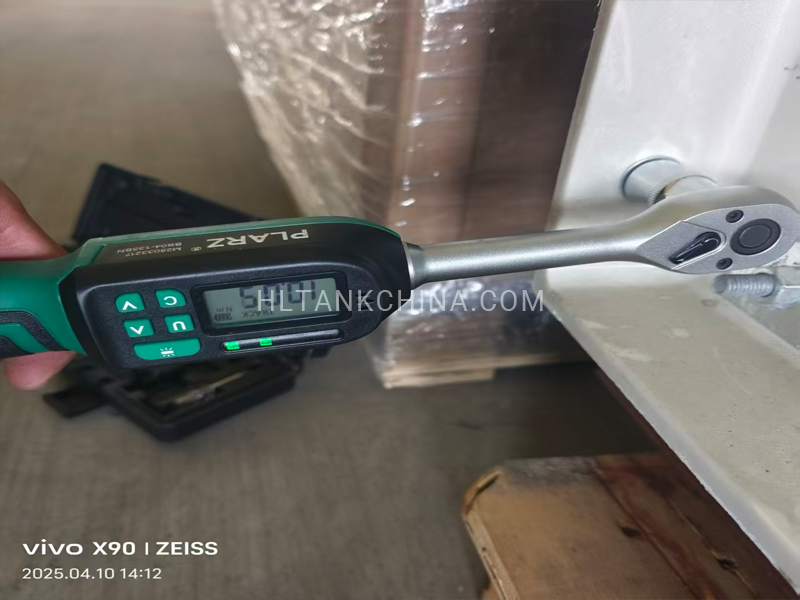 Torque 10N.M for one ending bolt one each frp water tank panel side Torque 10N.M for one ending bolt one each frp water tank panel side