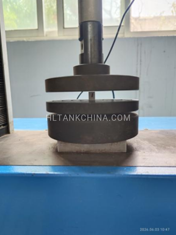 SMC water tank panel compressive properties testing SMC water tank panel compressive properties testing