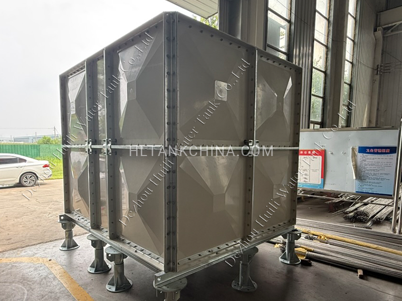 Whole water tank installation finished with adjustable steel support pedestal Whole water tank installation finished with adjustable steel support pedestal